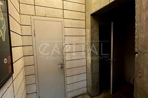 комерційна за адресою Київ, Дмитрівська вул., 80