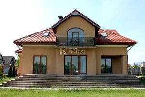 будинок за адресою Кар'єрна вул.