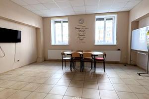 комерційна за адресою Машинобудівників вул., 23