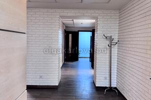 коммерческая по адресу Зоопарковая ул., 1
