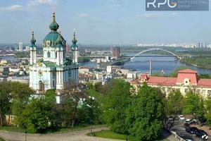 комерційна за адресою Володимирська вул., 4