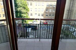комерційна за адресою Паторжинського вул., 4