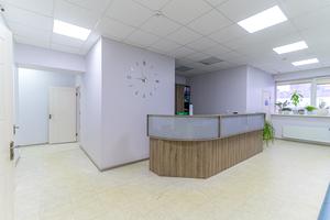 комерційна за адресою Якова Гніздовського вул. (Магнітогорська), 1