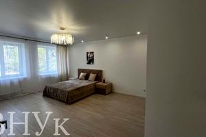 квартира за адресою Польова, 8