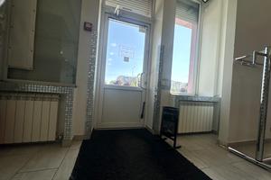 комерційна за адресою Наукова вул., 67