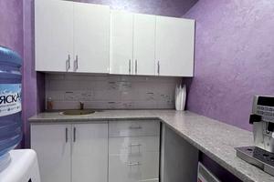 комерційна за адресою Проскурівського підпілля вул., 63