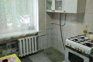 комната по адресу Василя Сухомлинського, 15
