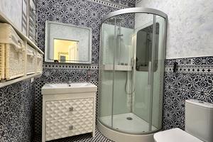 комерційна за адресою Кловський узвіз (Кловський), 7