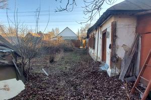 ділянка за адресою Лесі Українки, 42