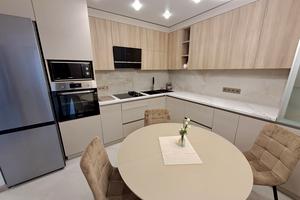 квартира за адресою Андрія Сахарова вул., 10