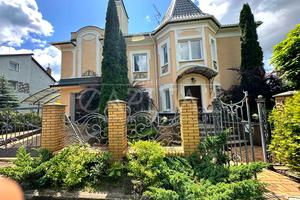 будинок за адресою Верхній Вал