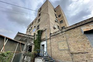 коммерческая по адресу Слобожанська ул. (Калачівська), 12