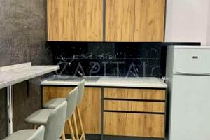 комерційна за адресою Кловський узвіз (Кловський), 7a