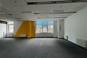 комерційна за адресою Фізкультури пров., 30В