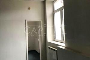 комерційна за адресою Дмитрівська вул., 44б