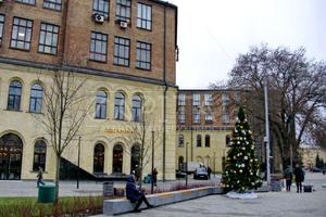 комерційна за адресою Київ, Князів Острозьких вул. (Московська), 37/2