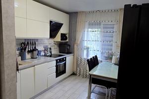 квартира за адресою Озерна вул. (Червоних Майовщиків), 37