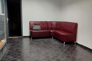 комерційна за адресою Васильківська вул., 42