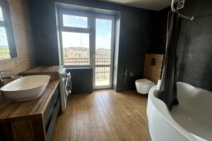 квартира за адресою Миру просп., 63г