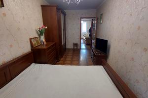 квартира за адресою Космонавтів вул., 86