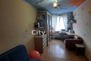 квартира за адресою Закарпатська вул., 22