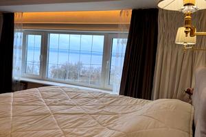 квартира за адресою Наддніпрянський просп. (50 років СРСР), 8