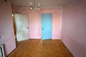 квартира за адресою Генерала М. Тарнавського пров., 18