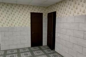 комерційна за адресою Бориса Гмирі вул., 2