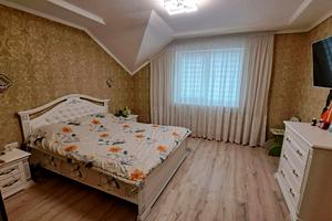 будинок за адресою Незалежності вул.