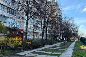 коммерческая по адресу Чернобыльская ул., 18
