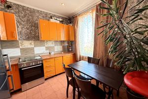квартира за адресою смт. Таїрове, Трамвайна вул., 15б