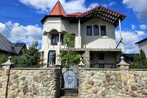 дом по адресу Молодіжна, 7
