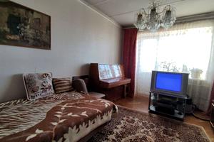 квартира за адресою Архітектора Олега Петрова вул. (Чернишевського), 15