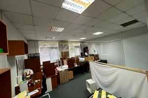 комерційна за адресою Ямська вул., 72