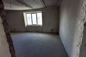 квартира за адресою Тролейбусна вул., 5