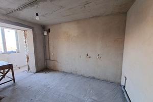 квартира за адресою Злуки, 8