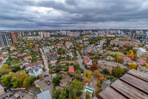 комерційна за адресою Миколи Міхновського бульв. (Дружби Народів), 14-16