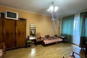 квартира за адресою Вишняківська вул., 5