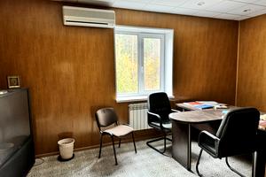 комерційна за адресою Привокзальна, 5