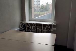 комерційна за адресою Ділова вул. (Димитрова), 5