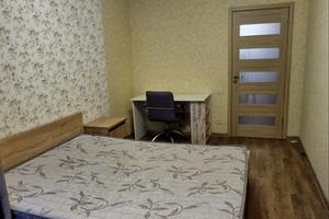 квартира за адресою Космонавтів вул., 4