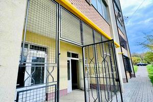 комерційна за адресою Джона Ленона вул., 35
