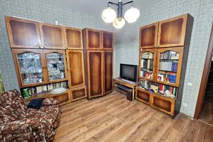 будинок за адресою Євгена Коновальця вул. (Ворошилова)