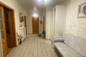 квартира по адресу Ревуцкого ул., 5