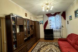 квартира за адресою Івана Мазепи просп. (Петровського), 45
