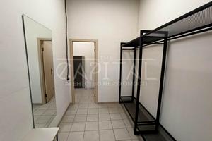 комерційна за адресою Борщагівська вул., 154