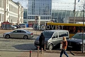 комерційна за адресою Велика Васильківська вул. (Червоноармійська), 64