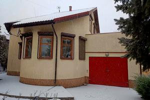 дом по адресу Лугова