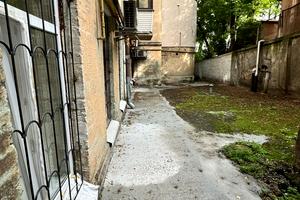 комерційна за адресою Чеховський пров., 9