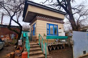 комерційна за адресою Олега Онікієнка вул., 2/2